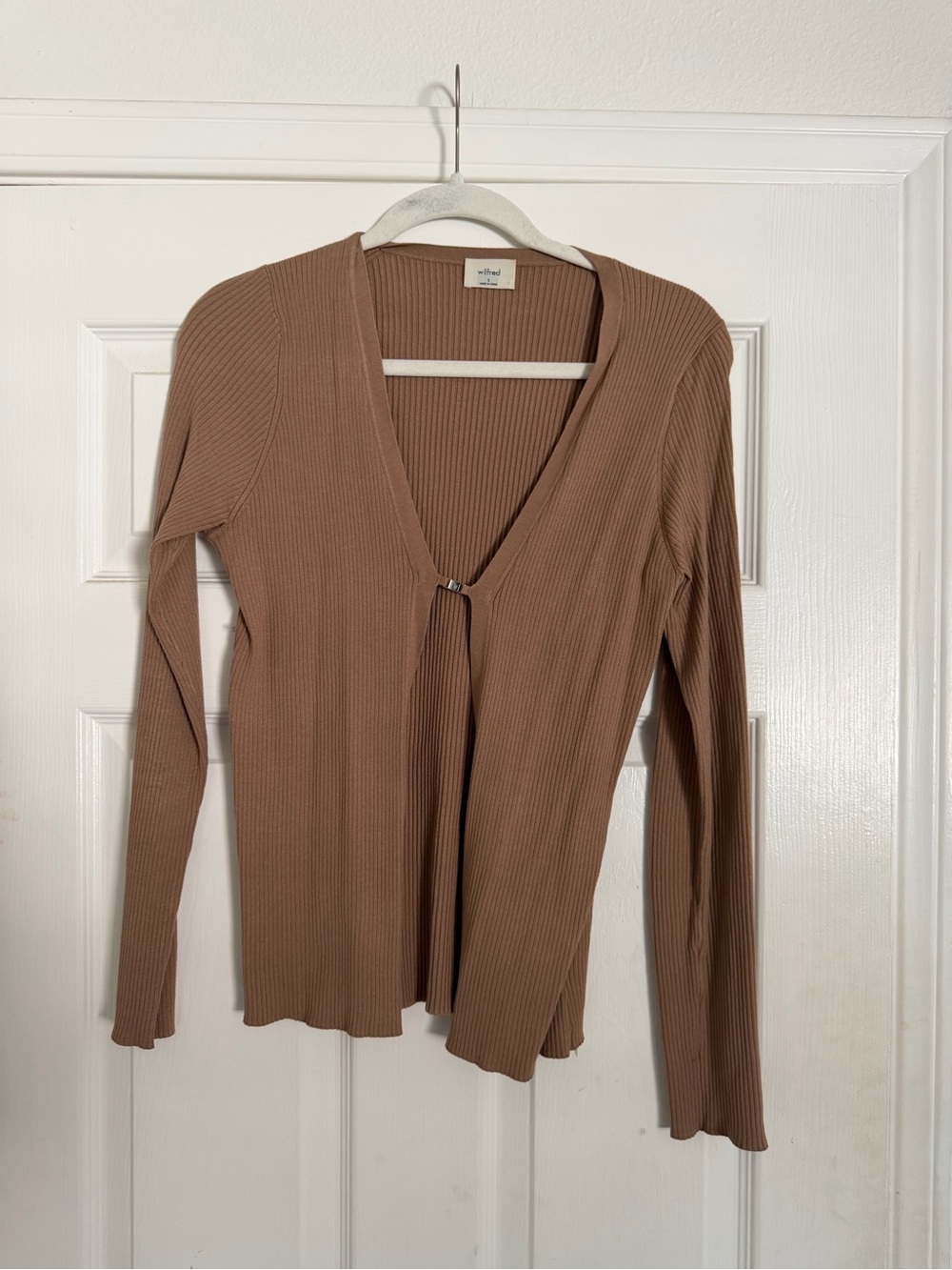 Wilfred Ribbed Long-Sleeve Top in Taupe